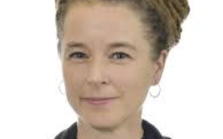 Amanda Lind
